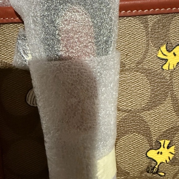 Coach X Peanuts Heritage Convertible Crossbody with Snoopy and Woodstock - Picture 6 of 10